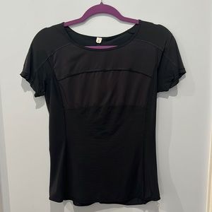 Lululemon athletic shirt